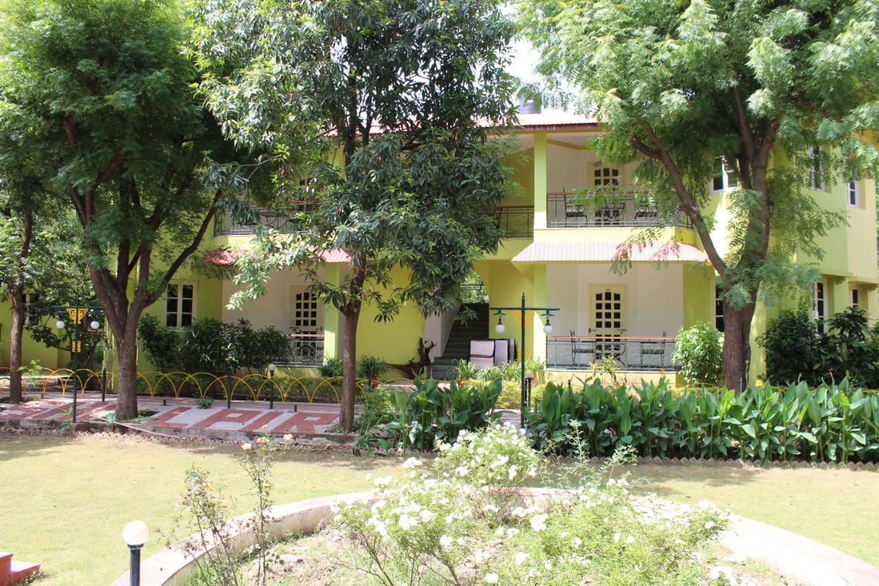 Amantra Shilpi Resort&Spa Udaipur Esterno foto